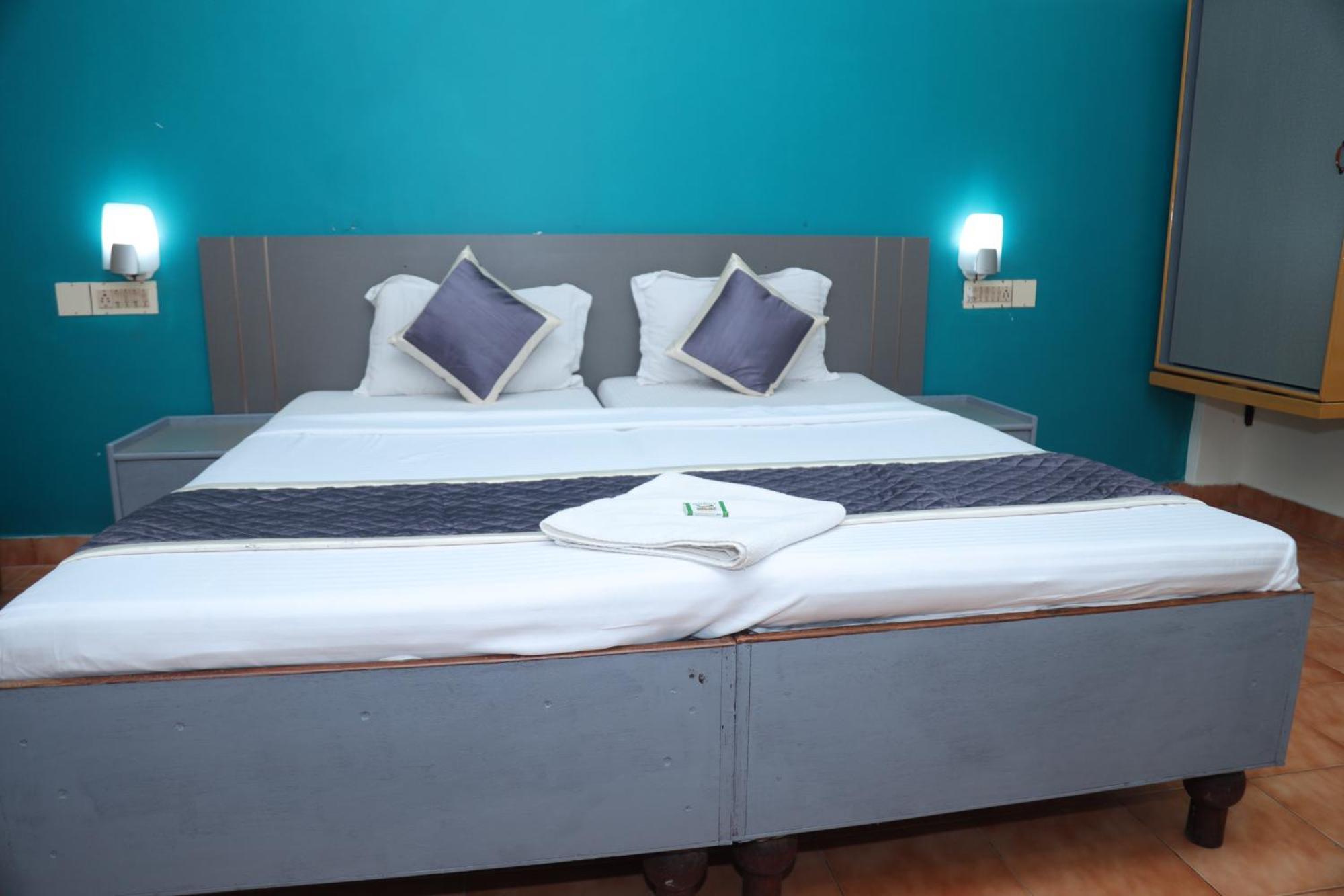 Grand Harmony Beach Resort Kovalam Eksteriør billede